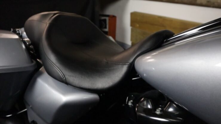 The BEST HARLEY SEATS