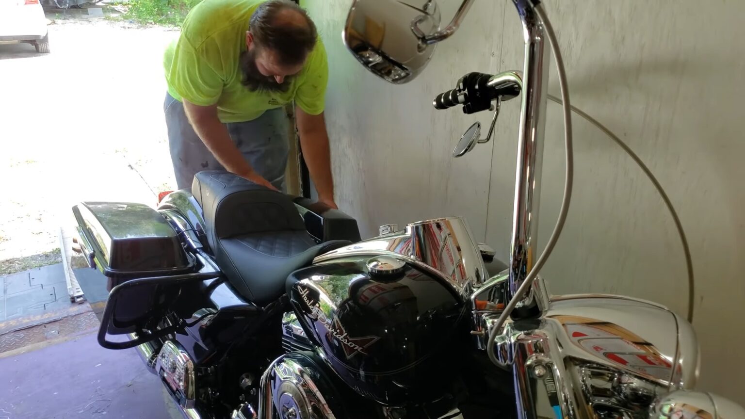 10 Best Harley Seat For Tall Riders 2024 (Review & Buyer's Guide)